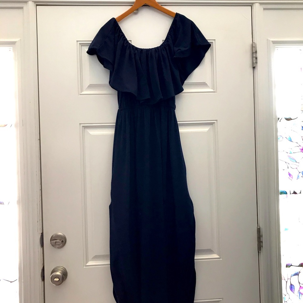 Sarin Matthews maxi dress with pockets Size large